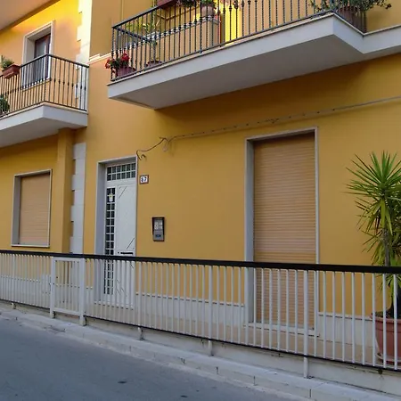 בית נופש Casa Gambuzza איספיקה